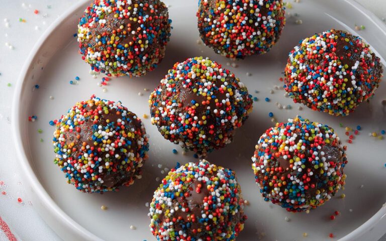 כדורי שוקולד סוכריות צבעוניות